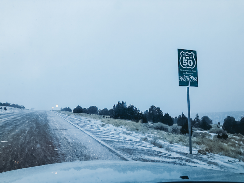 Illustration for article titled The Cautionary Tale of an Idiot, a Mercedes C43 AMG, Bald Tires and 2,000 Miles of Blizzard